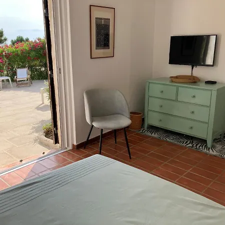 A Antheor Avec Vaste Piscine, Vue Et Montagne