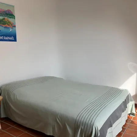 דירה A Antheor Avec Vaste Piscine, Vue Et Montagne Saint-Raphaël