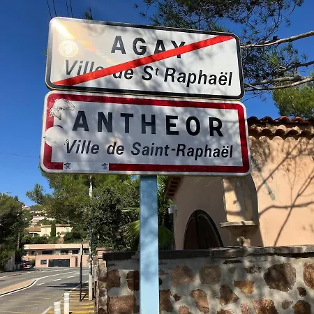 דירה A Antheor Avec Vaste Piscine, Vue Et Montagne