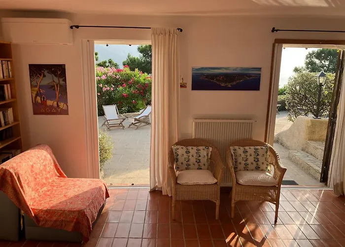 Apartment A Antheor Avec Vaste Piscine, Vue Et Montagne Saint-Raphaël